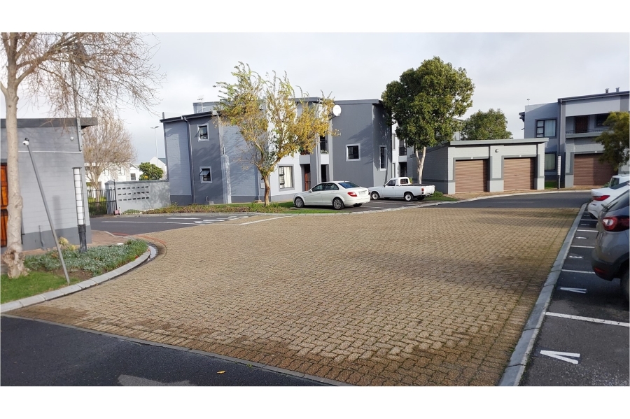 2 Bedroom Property for Sale in Burgundy Estate Western Cape